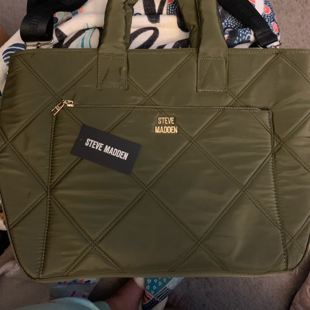 NWT Steve Madden Military Green weekend bag